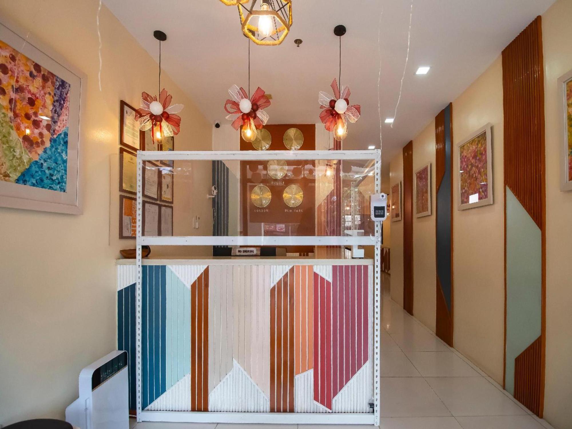 Super Oyo 832 The Teepee Place Hostel & Residence Inn Cebu Exterior photo